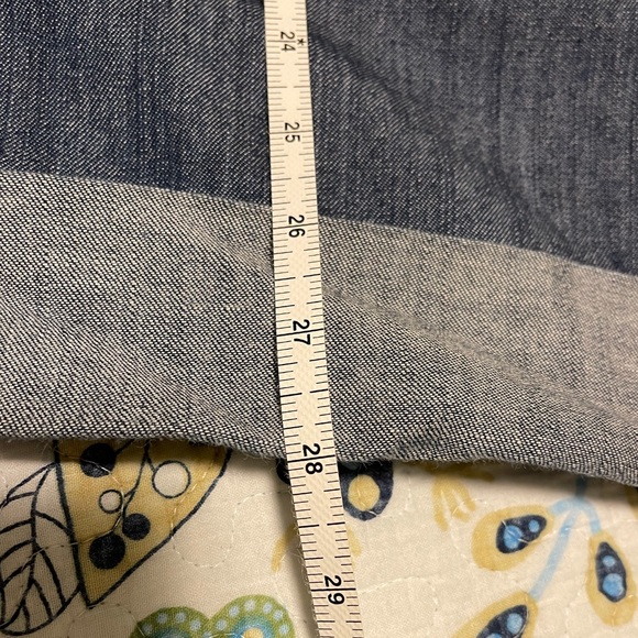 New York & Co Cropped and Cuffed Capri Pants - Picture 5 of 5